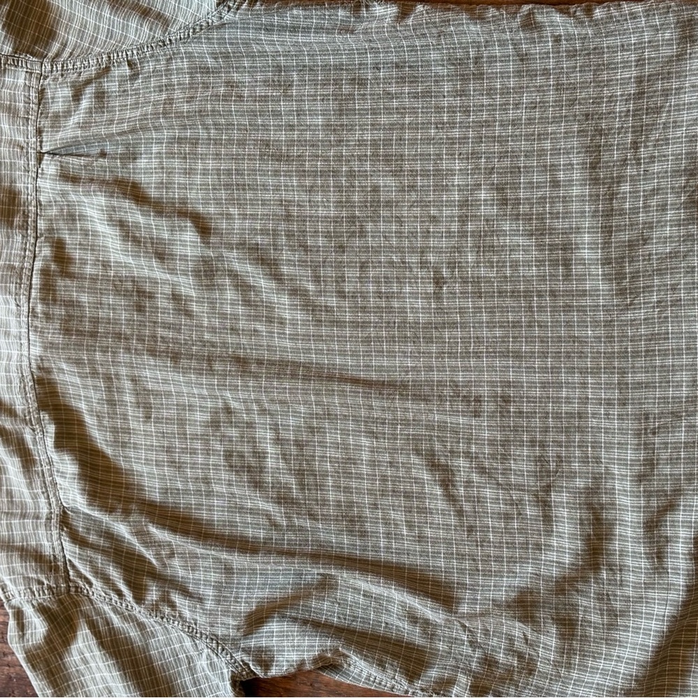 Patagonia Olive Checkered Short Sleeve Shirt - Picture 3 of 3